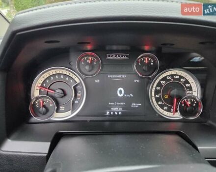Черный Додж RAM 1500, объемом двигателя 5.65 л и пробегом 103 тыс. км за 43000 $, фото 11 на Automoto.ua