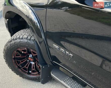 Додж RAM 1500 2019 в Киеве на Automoto.ua Черный Додж RAM 1500, объемом двигателя 5.65 л и пробегом 58 тыс. км за 58000 $, фото 13 на Automoto.ua