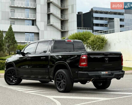 Черный Додж RAM 1500, объемом двигателя 5.7 л и пробегом 94 тыс. км за 59900 $, фото 6 на Automoto.ua