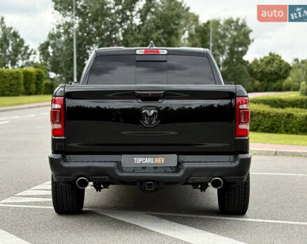 Черный Додж RAM 1500, объемом двигателя 5.7 л и пробегом 94 тыс. км за 59900 $, фото 5 на Automoto.ua