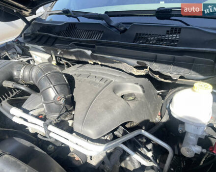 Черный Додж RAM 1500, объемом двигателя 5.7 л и пробегом 71 тыс. км за 21999 $, фото 20 на Automoto.ua