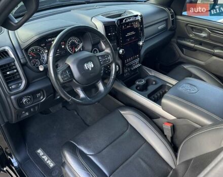 Додж RAM 1500 2019 в Киеве на Automoto.ua Черный Додж RAM 1500, объемом двигателя 5.65 л и пробегом 58 тыс. км за 58000 $, фото 20 на Automoto.ua