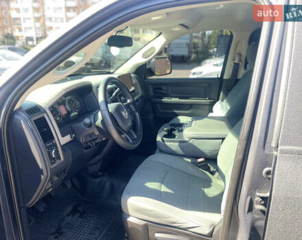 Черный Додж RAM 1500, объемом двигателя 5.7 л и пробегом 71 тыс. км за 21999 $, фото 13 на Automoto.ua