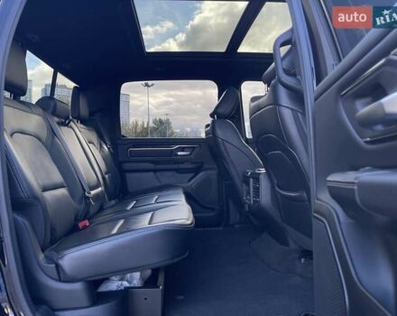 Додж RAM 1500 2019 в Киеве на Automoto.ua Черный Додж RAM 1500, объемом двигателя 5.65 л и пробегом 58 тыс. км за 58000 $, фото 34 на Automoto.ua