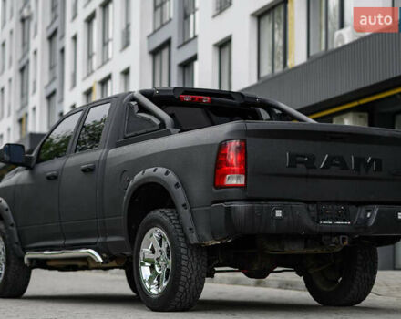 Чорний Додж RAM 1500, об'ємом двигуна 5.7 л та пробігом 69 тис. км за 35000 $, фото 2 на Automoto.ua
