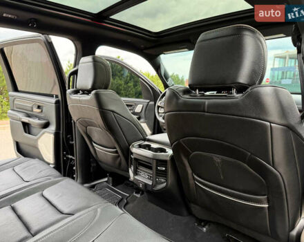 Черный Додж RAM 1500, объемом двигателя 5.7 л и пробегом 94 тыс. км за 59900 $, фото 35 на Automoto.ua