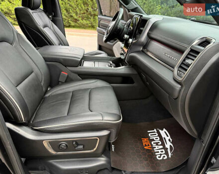 Черный Додж RAM 1500, объемом двигателя 5.7 л и пробегом 94 тыс. км за 59900 $, фото 33 на Automoto.ua
