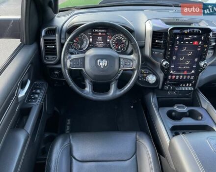 Додж RAM 1500 2019 в Киеве на Automoto.ua Черный Додж RAM 1500, объемом двигателя 5.65 л и пробегом 58 тыс. км за 58000 $, фото 30 на Automoto.ua
