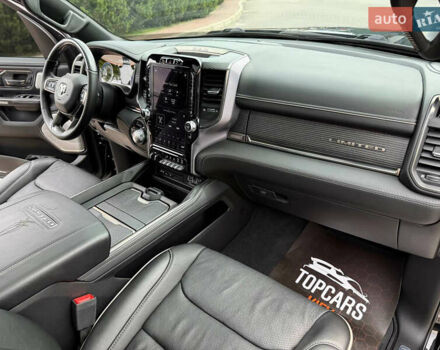 Черный Додж RAM 1500, объемом двигателя 5.7 л и пробегом 94 тыс. км за 59900 $, фото 46 на Automoto.ua