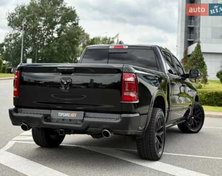 Черный Додж RAM 1500, объемом двигателя 5.7 л и пробегом 94 тыс. км за 59900 $, фото 4 на Automoto.ua