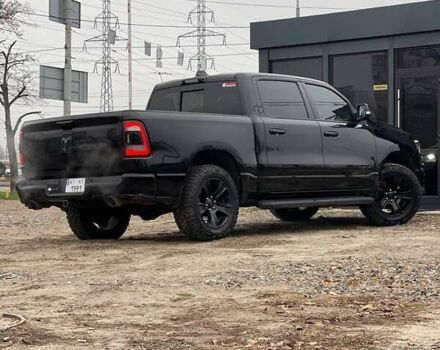 Черный Додж RAM 1500, объемом двигателя 5.7 л и пробегом 172 тыс. км за 48000 $, фото 22 на Automoto.ua