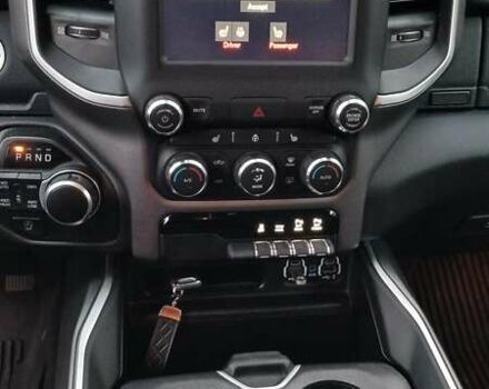 Черный Додж RAM 1500, объемом двигателя 3.6 л и пробегом 118 тыс. км за 42000 $, фото 6 на Automoto.ua