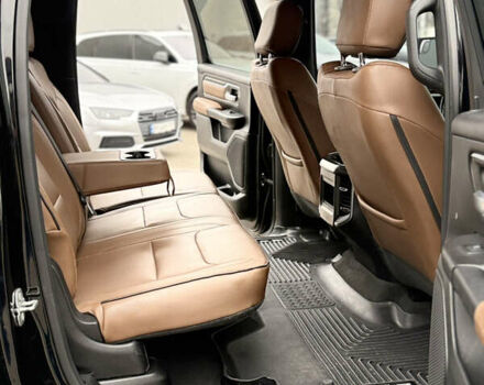 Черный Додж RAM 1500, объемом двигателя 5.7 л и пробегом 102 тыс. км за 49800 $, фото 23 на Automoto.ua