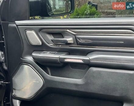 Черный Додж RAM 1500, объемом двигателя 3 л и пробегом 118 тыс. км за 82990 $, фото 78 на Automoto.ua