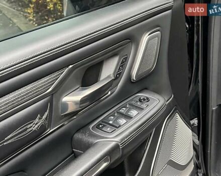 Черный Додж RAM 1500, объемом двигателя 3 л и пробегом 118 тыс. км за 82990 $, фото 57 на Automoto.ua