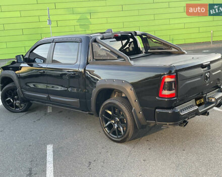 Черный Додж RAM 1500, объемом двигателя 5.7 л и пробегом 54 тыс. км за 79800 $, фото 61 на Automoto.ua