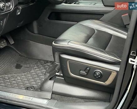 Черный Додж RAM 1500, объемом двигателя 3 л и пробегом 118 тыс. км за 82990 $, фото 58 на Automoto.ua