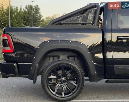 Черный Додж RAM 1500, объемом двигателя 5.7 л и пробегом 54 тыс. км за 79800 $, фото 113 на Automoto.ua