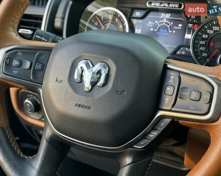 Черный Додж RAM 1500, объемом двигателя 5.7 л и пробегом 54 тыс. км за 79800 $, фото 81 на Automoto.ua