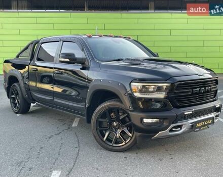 Черный Додж RAM 1500, объемом двигателя 5.7 л и пробегом 54 тыс. км за 79800 $, фото 5 на Automoto.ua