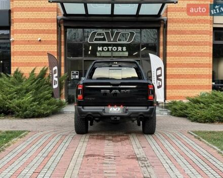 Черный Додж RAM 1500, объемом двигателя 6.17 л и пробегом 15 тыс. км за 156000 $, фото 3 на Automoto.ua