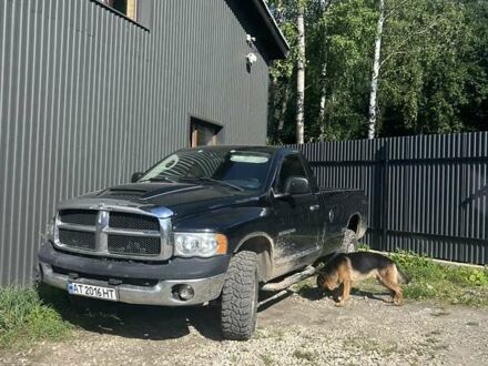 Черный Додж RAM 1500, объемом двигателя 4.7 л и пробегом 217 тыс. км за 11500 $, фото 1 на Automoto.ua