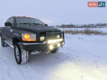 Чорний Додж RAM 1500, об'ємом двигуна 4.7 л та пробігом 278 тис. км за 15000 $, фото 1 на Automoto.ua