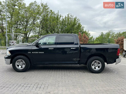 Додж RAM 1500 2012 у Києві на Automoto.ua Чорний Додж RAM 1500, об'ємом двигуна 5.65 л та пробігом 248 тис. км за 13000 $, фото 1 на Automoto.ua