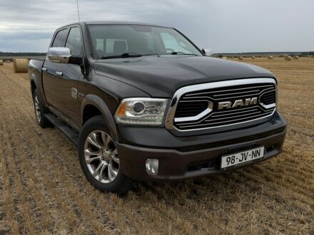 Чорний Додж RAM 1500, об'ємом двигуна 3 л та пробігом 197 тис. км за 35000 $, фото 1 на Automoto.ua