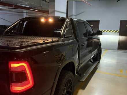 Додж RAM 1500 2019 в Одессе на Automoto.ua Черный Додж RAM 1500, объемом двигателя 5.7 л и пробегом 94 тыс. км за 59900 $, фото 1 на Automoto.ua