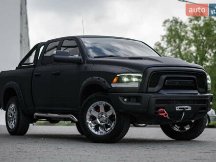 Додж RAM 1500 2019 у Києві на Automoto.ua Чорний Додж RAM 1500, об'ємом двигуна 5.7 л та пробігом 69 тис. км за 35000 $, фото 1 на Automoto.ua