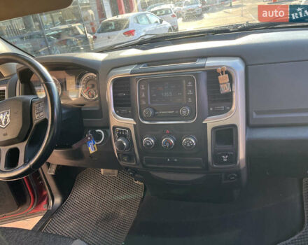 Красный Додж RAM 1500, объемом двигателя 5.7 л и пробегом 200 тыс. км за 17800 $, фото 32 на Automoto.ua
