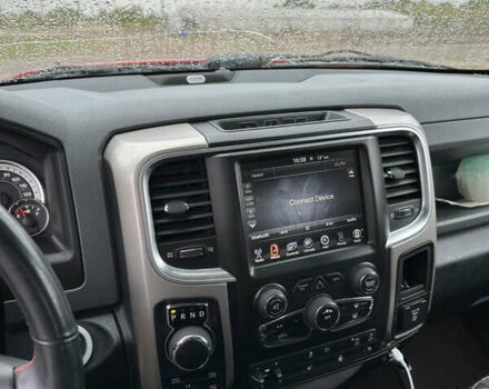 Красный Додж RAM 1500, объемом двигателя 5.65 л и пробегом 163 тыс. км за 27000 $, фото 7 на Automoto.ua
