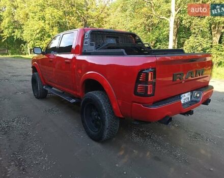Красный Додж RAM 1500, объемом двигателя 5.65 л и пробегом 96 тыс. км за 35000 $, фото 9 на Automoto.ua