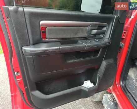 Красный Додж RAM 1500, объемом двигателя 5.65 л и пробегом 96 тыс. км за 35000 $, фото 39 на Automoto.ua