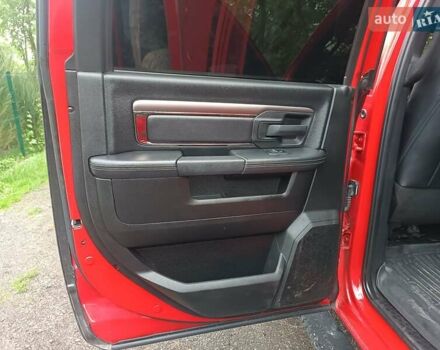Красный Додж RAM 1500, объемом двигателя 5.65 л и пробегом 96 тыс. км за 35000 $, фото 31 на Automoto.ua