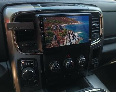 Красный Додж RAM 1500, объемом двигателя 5.65 л и пробегом 96 тыс. км за 35000 $, фото 2 на Automoto.ua