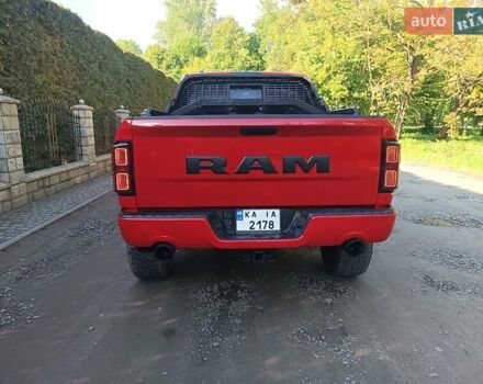 Красный Додж RAM 1500, объемом двигателя 5.65 л и пробегом 96 тыс. км за 35000 $, фото 10 на Automoto.ua