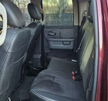 Красный Додж RAM 1500, объемом двигателя 5.7 л и пробегом 170 тыс. км за 31300 $, фото 1 на Automoto.ua