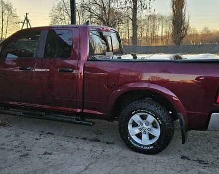 Красный Додж RAM 1500, объемом двигателя 5.7 л и пробегом 170 тыс. км за 31300 $, фото 5 на Automoto.ua