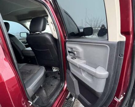 Красный Додж RAM 1500, объемом двигателя 5.7 л и пробегом 170 тыс. км за 31300 $, фото 15 на Automoto.ua