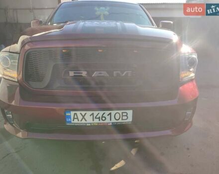 Красный Додж RAM 1500, объемом двигателя 5.65 л и пробегом 117 тыс. км за 25000 $, фото 12 на Automoto.ua