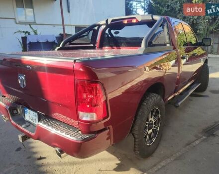 Красный Додж RAM 1500, объемом двигателя 5.65 л и пробегом 117 тыс. км за 25000 $, фото 32 на Automoto.ua