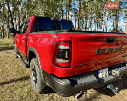 Красный Додж RAM 1500, объемом двигателя 5.65 л и пробегом 200 тыс. км за 39000 $, фото 16 на Automoto.ua
