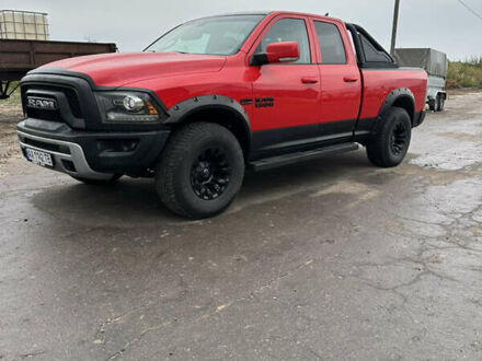 Красный Додж RAM 1500, объемом двигателя 5.65 л и пробегом 163 тыс. км за 27000 $, фото 1 на Automoto.ua