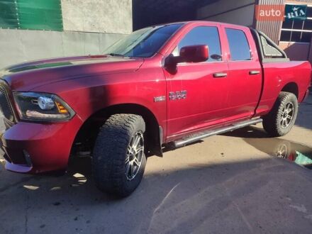 Красный Додж RAM 1500, объемом двигателя 5.65 л и пробегом 117 тыс. км за 25000 $, фото 1 на Automoto.ua