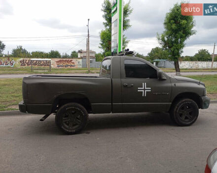 Серый Додж RAM 1500, объемом двигателя 3 л и пробегом 200 тыс. км за 8750 $, фото 2 на Automoto.ua