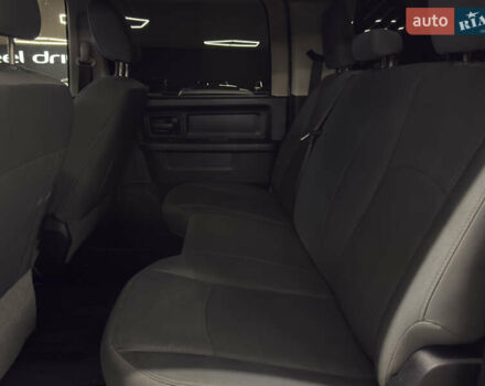 Додж RAM 1500 2014 в Николаеве на Automoto.ua Серый Додж RAM 1500, объемом двигателя 2.99 л и пробегом 254 тыс. км за 26499 $, фото 20 на Automoto.ua