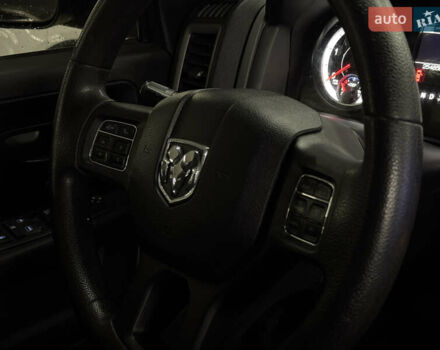 Додж RAM 1500 2014 в Николаеве на Automoto.ua Серый Додж RAM 1500, объемом двигателя 2.99 л и пробегом 254 тыс. км за 26499 $, фото 25 на Automoto.ua