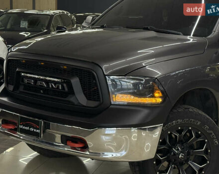 Додж RAM 1500 2014 в Николаеве на Automoto.ua Серый Додж RAM 1500, объемом двигателя 2.99 л и пробегом 254 тыс. км за 26499 $, фото 5 на Automoto.ua